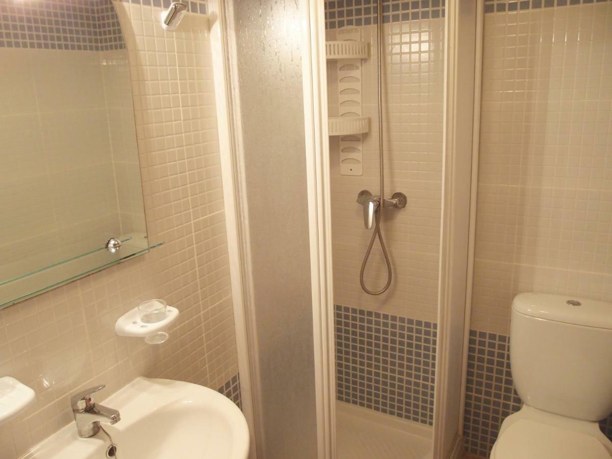 Apartamento Tranquilo Cerca De Buena Piscina Y Con Buen Aire Acondicionado 아길라스 외부 사진